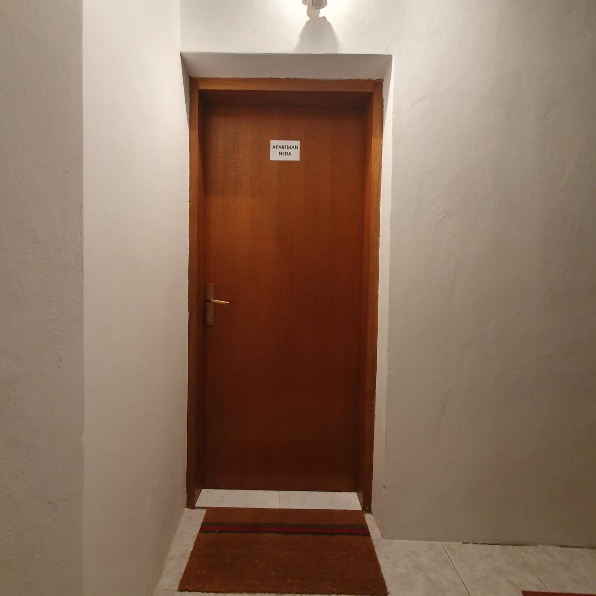 Apartman Neda Jablanac Bagian luar foto